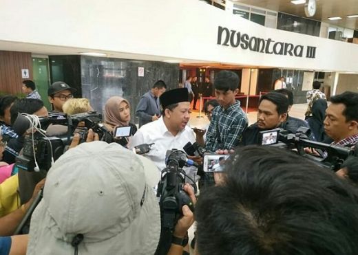 Dianggap Darurat, Fahri Hamzah Desak Jokowi Terbitkan Perppu Penyadapan