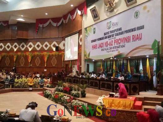 Sempena Hut ke-62 Riau, 12 Pejuang Kemerdekaan Diumumkan di Rapat Paripurna DPRD