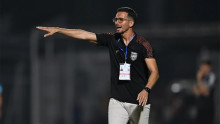 Mauro Jeronimo Ungkap Alasan Tarik Kiper Kadu saat Lawan Persija