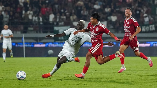 Moussa Bagayoko Terkesan dengan Loyalitas Fans PSS