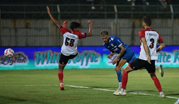 Terus Menjaga Sikap, Tyronne Ingin Memberikan Yang Terbaik