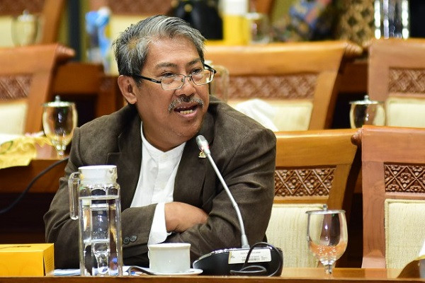 Mulyanto: Menteri Bahlil Agar Serius Evaluasi Rencana Ekspor Listrik EBET ke Singapura