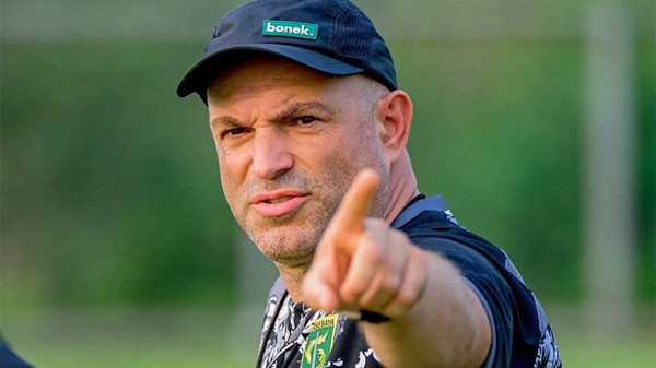 Tavares Ingatkan Pemnain Kalteng FC Waspadai Adilson