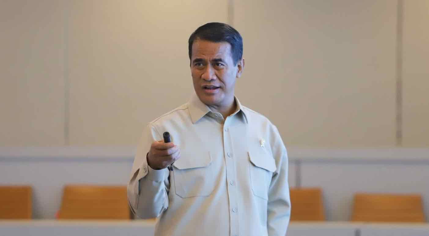 Mentan Amran Sulaiman Gandeng Bulog, Siapkan Skema Baru Atasi Krisis Pakan Ternak Akhir Tahun