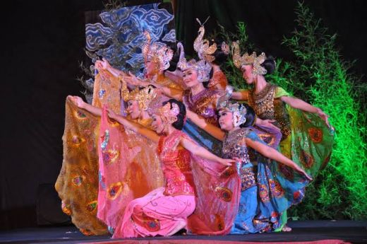 Akhir Tahun, 8 Negara Hebohkan Bandung International Art Festival 2016