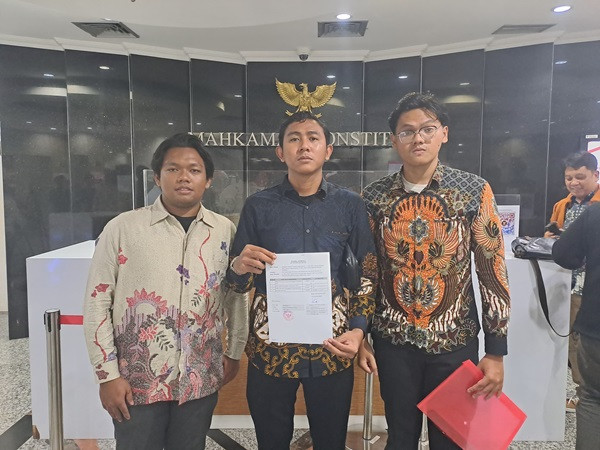 Dua Alumni FSH UIN Jakarta Uji UU Kejaksaan ke Mahkamah Konstitusi