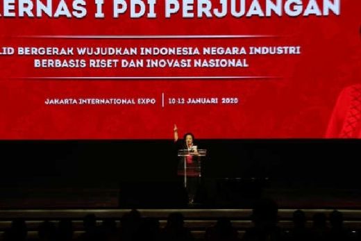 Senyum Megawati saat Prabowo Hadiri HUT PDIP