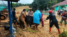 Korban Tanah Longsor di Natuna: 33 Orang Meninggal, 21 Masih Hilang
