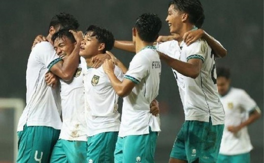 Babak Pertama, Indonesia Vs Myanmar 4-1 dan Thailand vs Vietnam 0-0