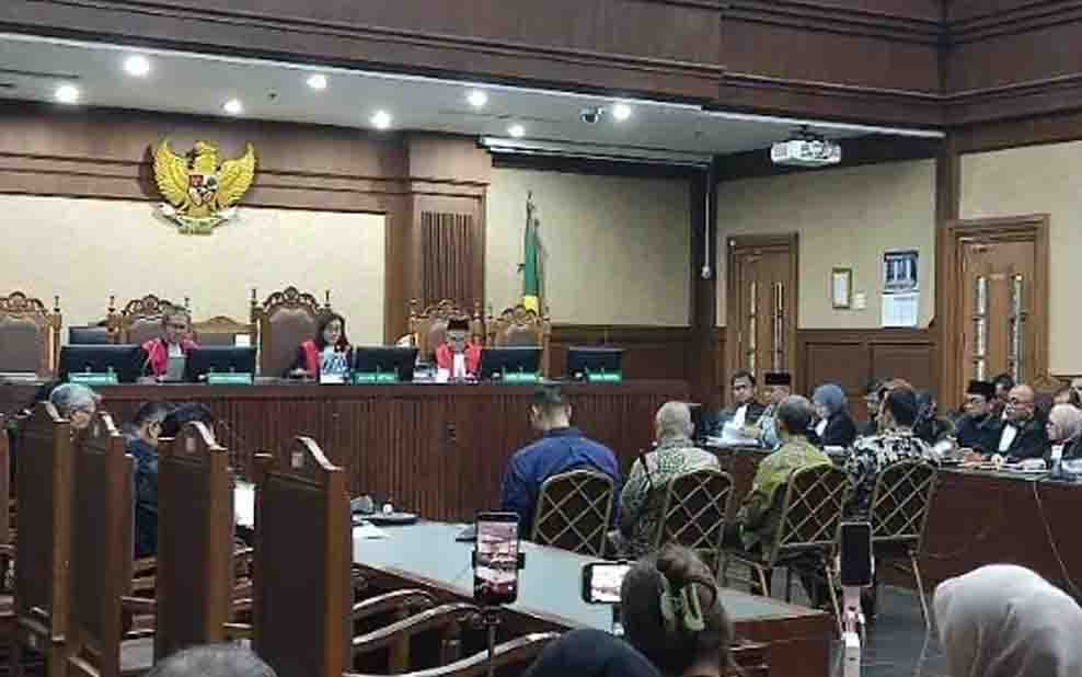 Kejutan di Sidang Tipikor, Yaqut Cecar Dito soal Foto Pertemuan Fuad Maktour dan Prabowo