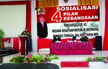 Yan Mandenas: Jaga Keamanan Papua dengan Gotong Royong