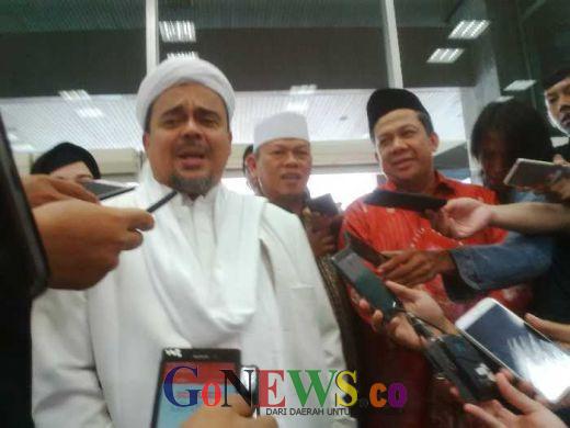 Sambangin DPR, Habib Rizieq: Ini Kan Rumah Rakyat, Supaya Wakil Kita Gunakan Wewenang Kontrolnya dengan Baik