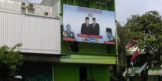 Markas Prabowo-Sandi Dekat Rumah Jokowi di Solo, Moeldoko: Ganggu Pemandangan Saja