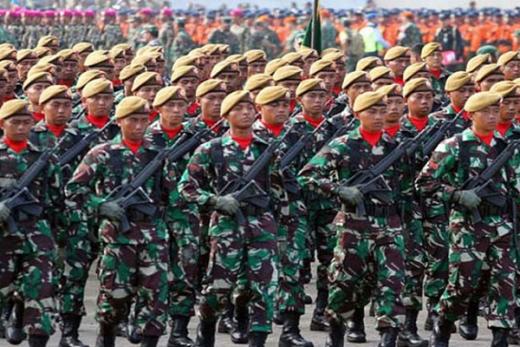Kerahkan 29 Ribu Parajurit TNI Jadi Tracer Covid-19, DPR: Jangan Main Gebuk ke Rakyat!