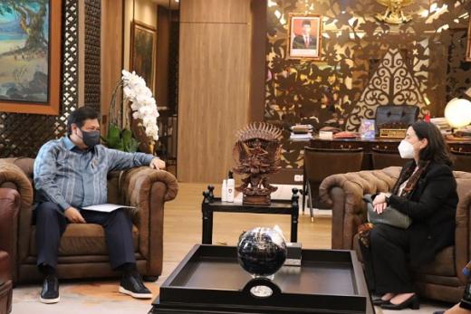 Terima Audiensi Bank Dunia, Menko Perekonomian Airlangga Beberkan Pentingnya Kolaborasi untuk Pemulihan Global yang Lebih Kuat
