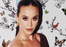 Katy Perry Kenakan Pakaian Tertutup Usai Rumor Kehamilan Viral