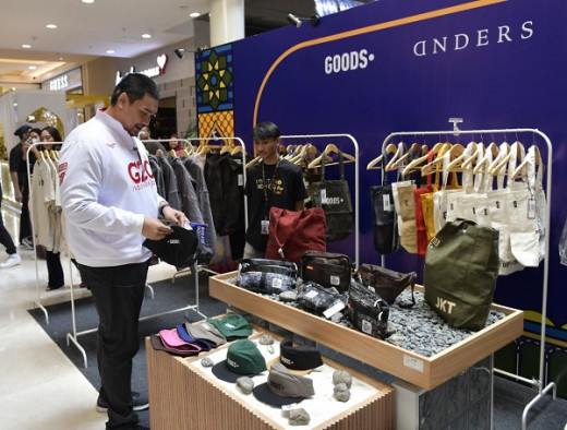GoNews.co Melihat produk.
