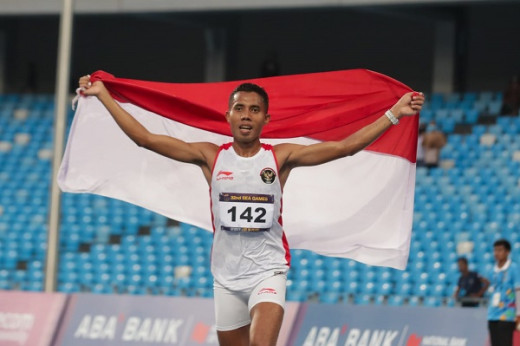Rikki Marthin Raih Emas Nomor Lari 10.000 Meter