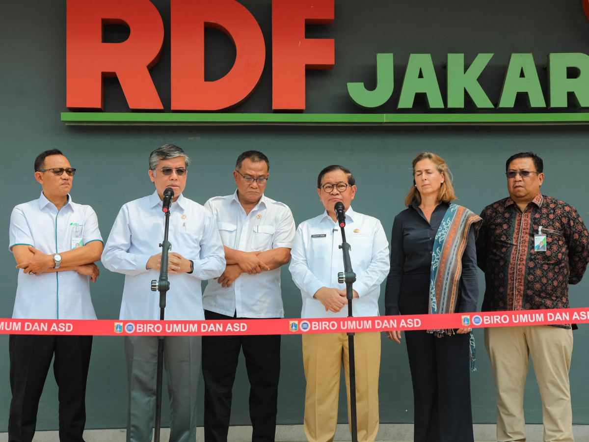 Pemprov DKI Perkuat Perlindungan 4.000 Pekerja Pemilah Sampah di Bantargebang