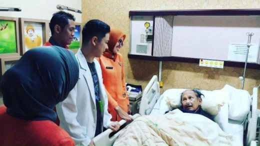 Keponakan BJ Habibie: Semua Keluarga Sudah Berkumpul di Ruang ICU, Mohon Doa