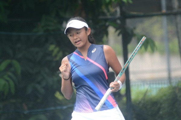 Clara dan Shinar, Mengembalikan Senyum Anak lndonesia