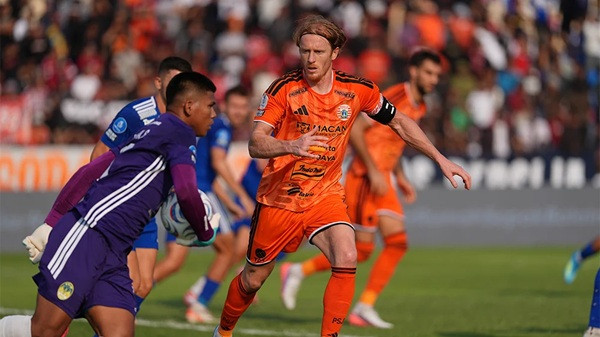 Ini Alasan STY Jadikan Radovan Kapten Persija dan Tak Bawa Shayne Pattynawa