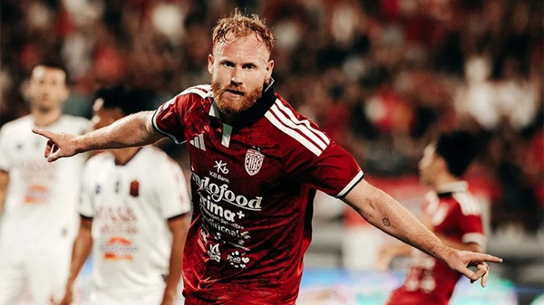 Jort van der Sande Merasa Beruntung Mampu Cetak Gol Bagus