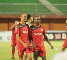 Kecewa dengan Liga 1, Odemwingie Ogah Main Lagi di Indonesia