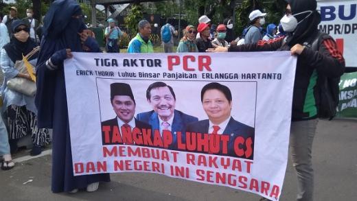 Minta Menteri Ikut Bisnis PCR Dicopot, Sejumlah Massa Demo di Patung Kuda