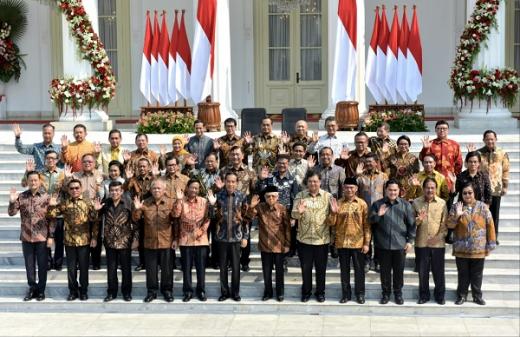 Beberkan 6 Menteri Berkinerja Rendah, Pengamat: Pembuat Gaduh, Layak ditendang Jokowi