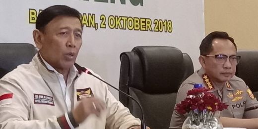 Wiranto Tegaskan TNI Tak Gunakan Bom Udara Untuk Buru KKB