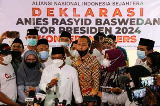 Relawan Ganjar Gerilya di DKI, Relawan Anies Tak Gentar