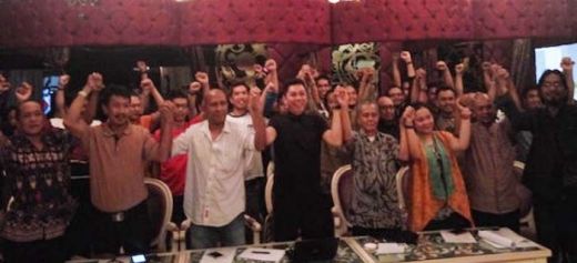 Aktivis Lintas Generasi Pro Demokrasi Desak Jokowi Segera Berhentikan Ahok!