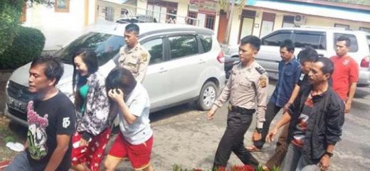 Sekdes dan Kades Ditangkap Polisi Sedang Pesta Narkoba Bersama 2 Wanita