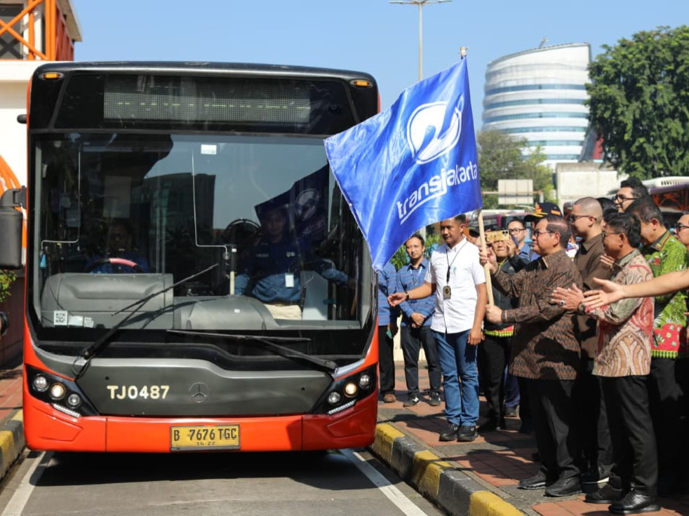 Dari Blok M ke Bandara Soetta Kini Bisa Naik Transjabodetabek, Tarif Mulai Rp 3.500