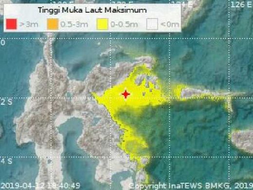Breaking News: Gempa Bumi M 6,9 Guncang Sebagian Sulteng dan Berpotensi Tsunami