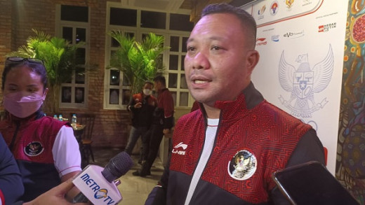 Defile Kontingen Merah Putih Promosikan Kekayaan Budaya