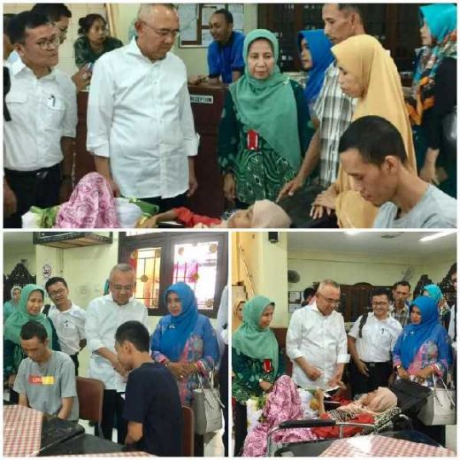 Jenguk 8 Pasien Warga Riau Pengidap Kanker di RSCM Jakarta, Andi Rachman: Jangan Putus Asa, Tetap Berdoa Biar Sembuh