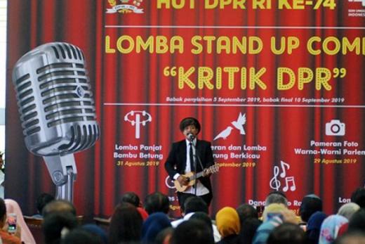 GoNews Lomba standup comedy di DPR. (