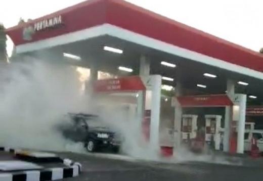 Handphone Meledak saat Isi BBM di SPBU, Pengemudi Alami Luka Bakar