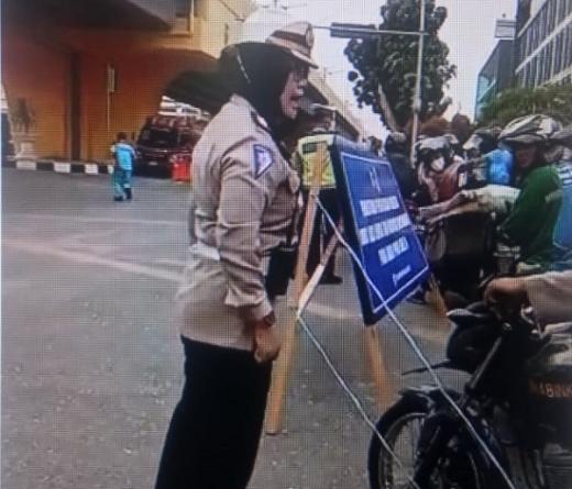 Serba-serbi PPKM Pekanbaru, Cekcok Sesama Anggota hingga Polisi Sumpahi Pengendara Kecelakaan