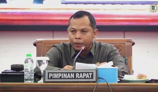 Viral Tak Hafal Pancasila, Ketua DPRD Lumajang Mundur!