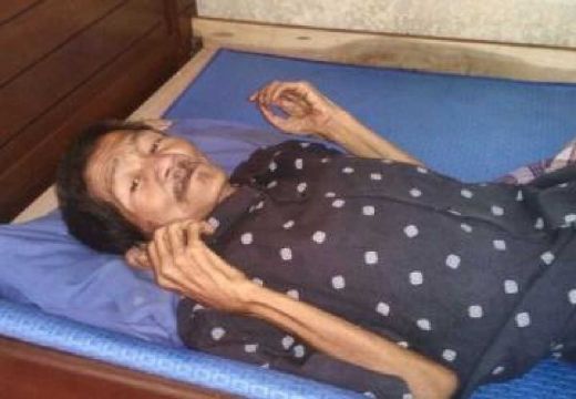 Jika Anda Kenal dengan Keluarganya Mohon Dibantu, Kakek 72 Tahun Ini Terlantar di Payakumbuh