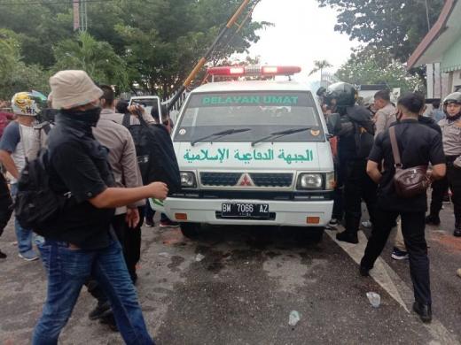 Viral.. Oknum Polisi di Riau Teriaki Ambulans FPI sebagai Mobil Dajjal
