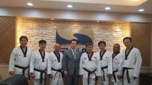 Lioe Nam Khiong Ikuti Ujian Tingkatan Tertinggi Taekwondo di Korea Selatan