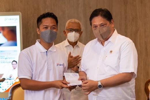 Bermanfaat Bagi Masyarakat, Menko Airlangga: Program Kartu Prakerja Kembali Dilanjutkan di Tahun 2022