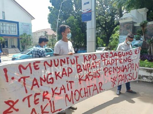 Aliansi Pemuda Anti Korupsi Sumatera Utara Desak Kejagung Periksa Bupati Tapanuli Tengah