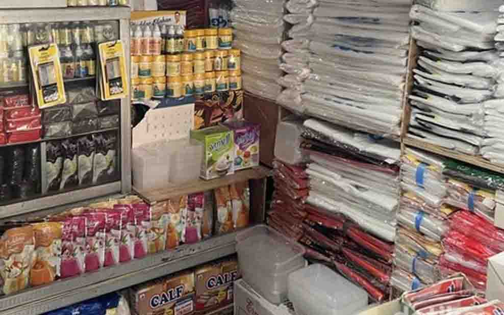 Krisis Pasokan Bahan Baku Global Tekan Harga Plastik Pelaku Usaha Menjerit