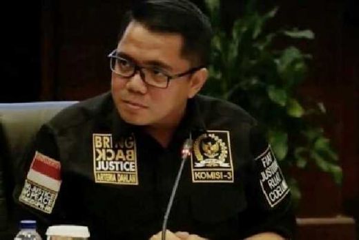 Surya Paloh Salahkan Polisi Soal Bom Surabaya, Politisi PDIP: Apa Beliau Katarak?