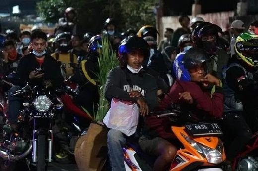 Ratusan Ribu Kendaraan Tinggalkan Jabodetabek, Pengendalian Arus Balik Ada di...